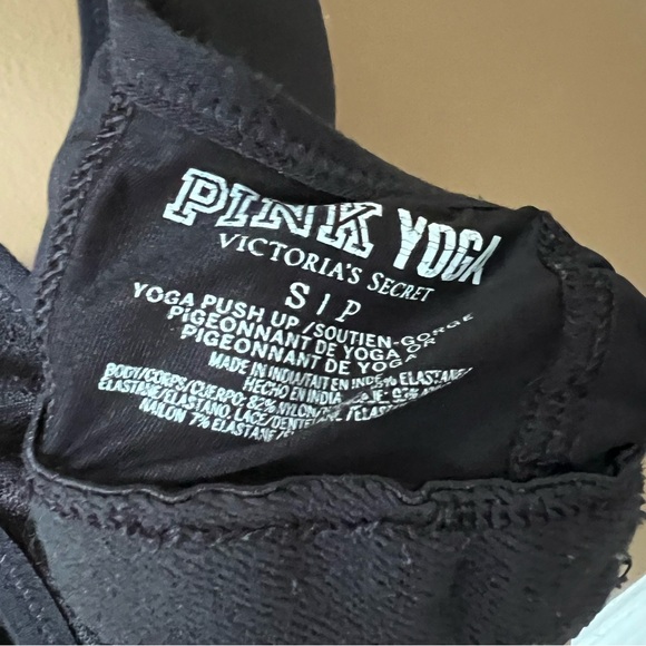 PINK YOGA Victoria's Secret Push-Up Black Lace Racerback Sports Bra Size S - Picture 3 of 3